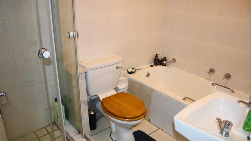 To Let 2 Bedroom Property for Rent in Sonstraal Heights Western Cape